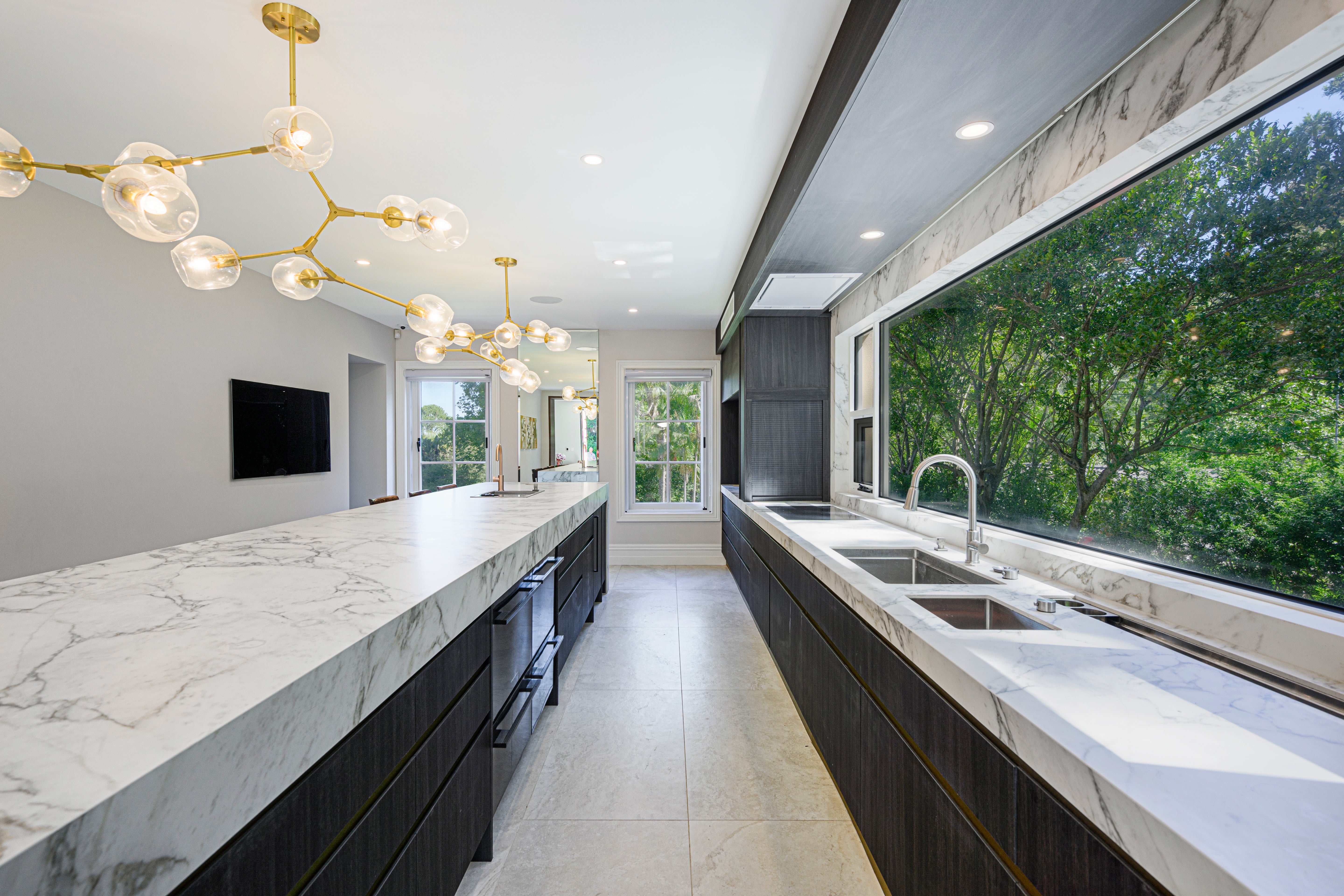 Kitchen Wide Angle White Black Gold